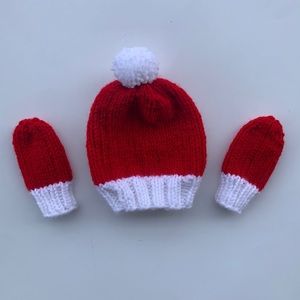 Santa Baby Hat & Mitten Set